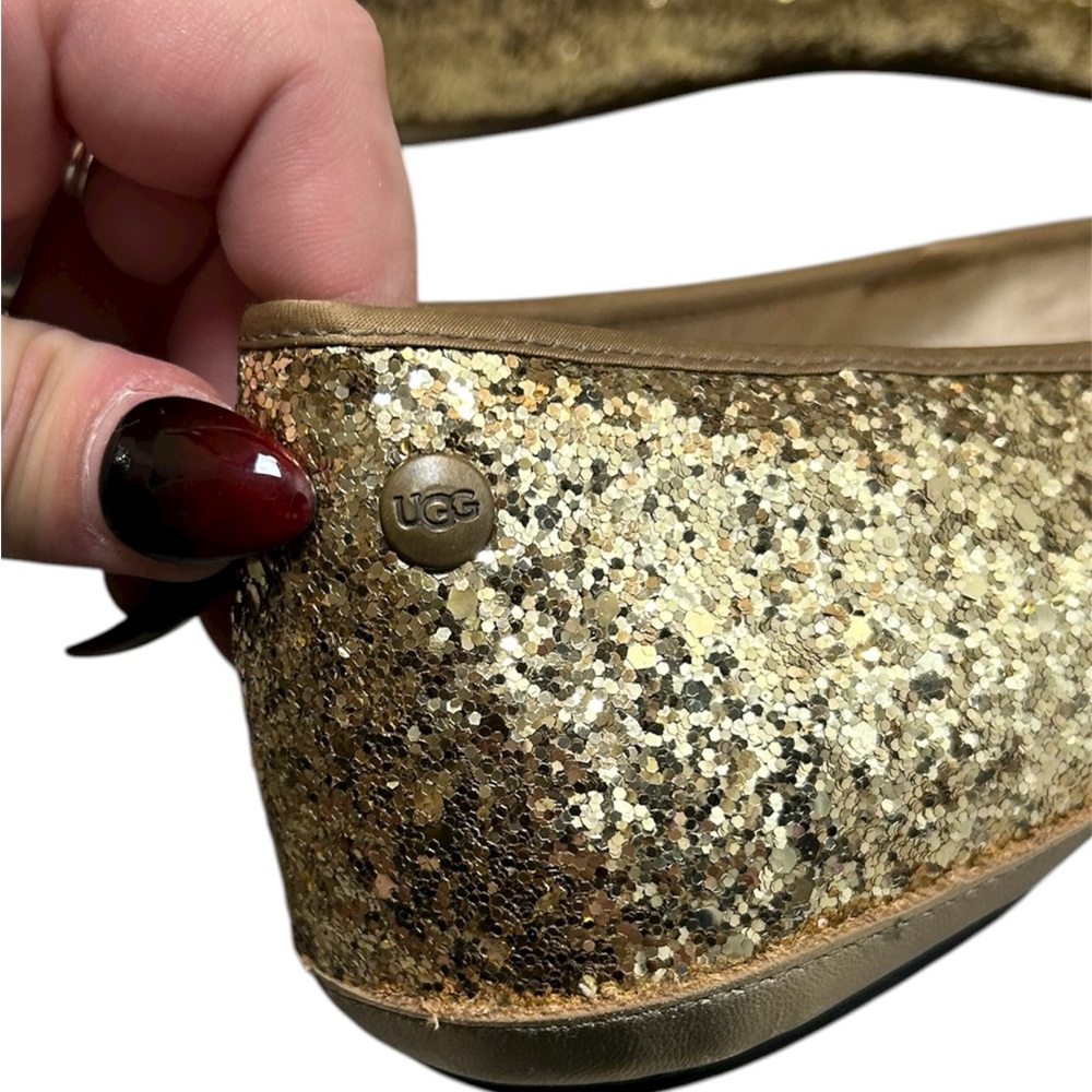 UGG Australia Alloway Gold Sparkly Flats With Genuine Sheepskin Lining Size 11 - Picture 4 of 7